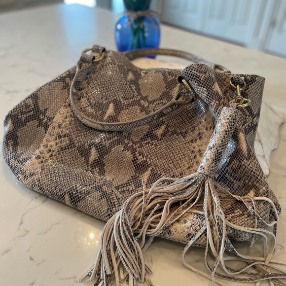 G.I.L.I. Python Snake print leather hobo bag gold tone hardware - Picture 1 of 11